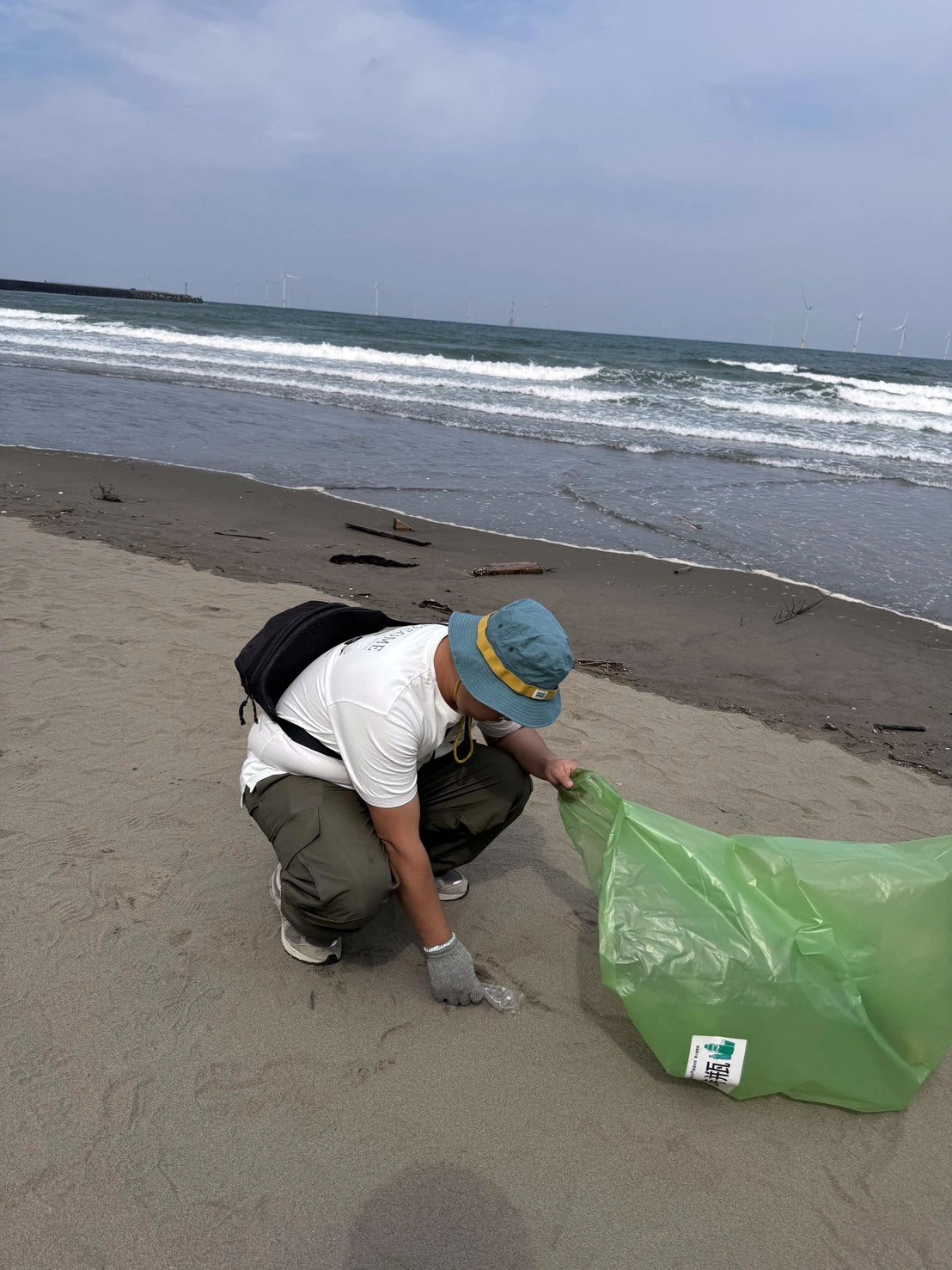 beach-cleaning-activity-04
