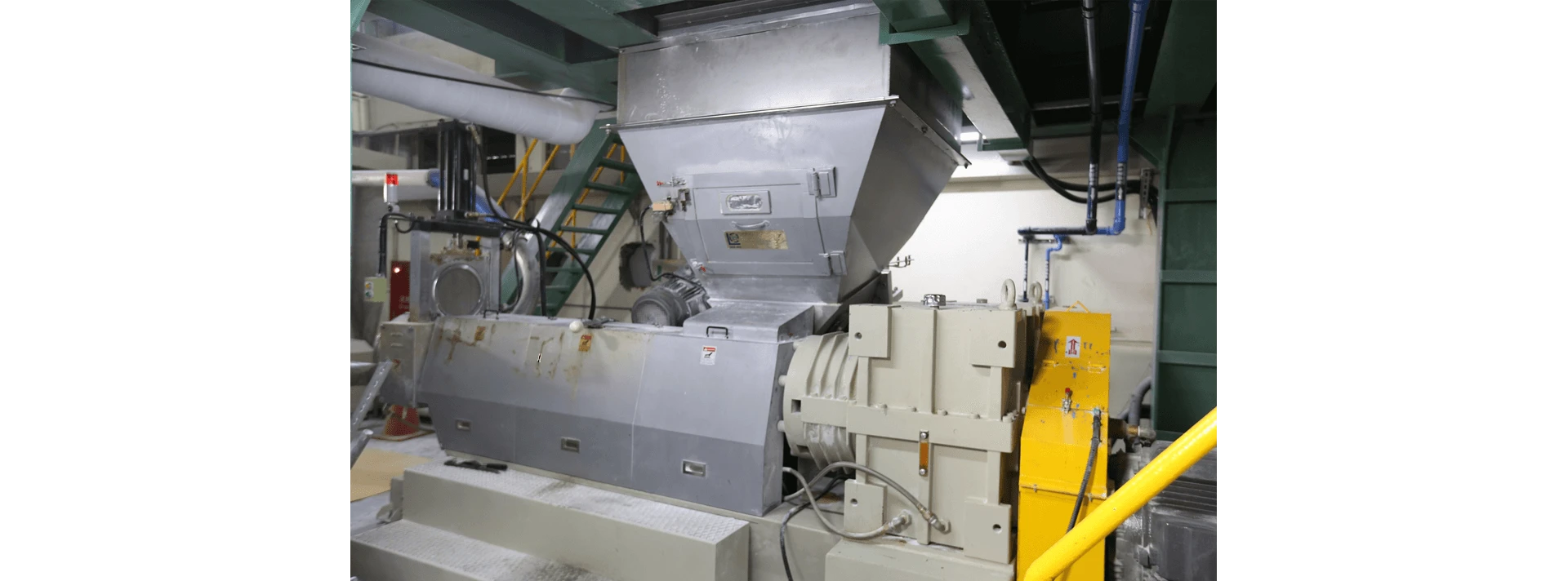 plastic compounding machine,high standard extruder provides material processing