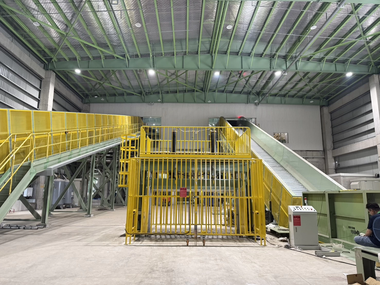 paper converting line hydraulic cutting machine