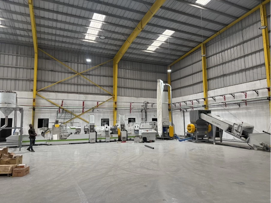 side entrance two stages die face cutting recycling pelletizing machine