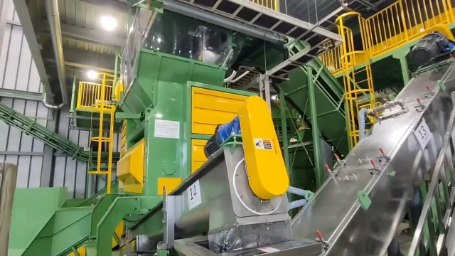Proyecto de línea de reciclaje de plástico en Japón