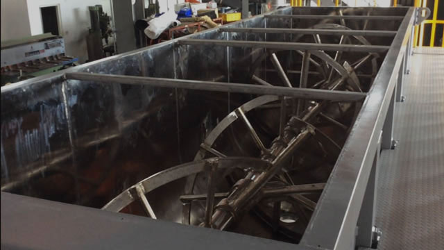 plastic-washing-machine